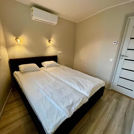 Hotel Vesiroos *