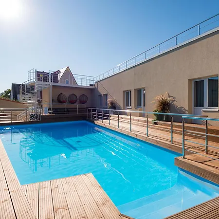 Hotel Vesiroos Hotell *