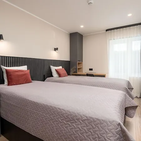 Hotel Vesiroos Hotell *