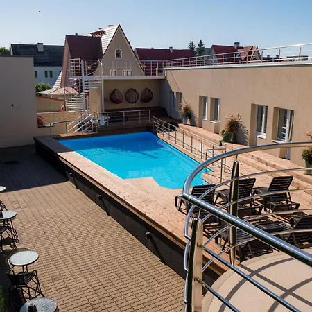 Hotel Vesiroos Parnu