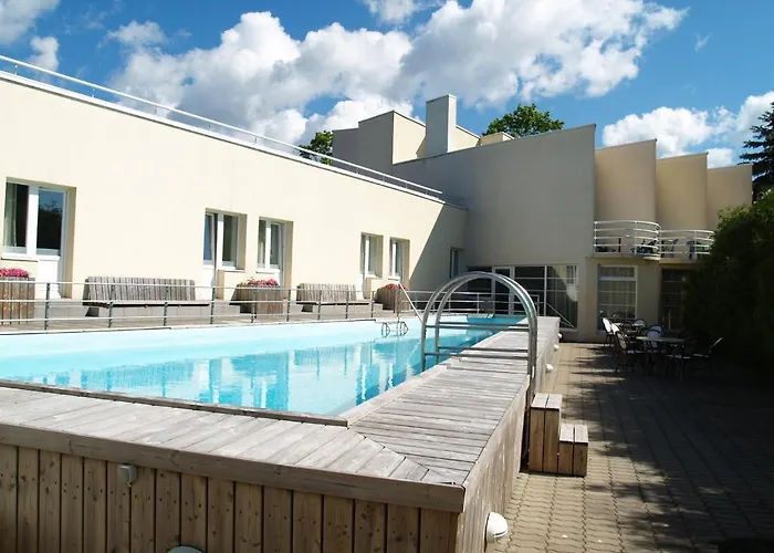 Hotel Vesiroos Parnu