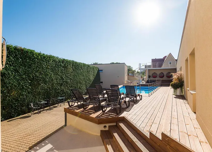 Hotel Vesiroos Hotel Parnu